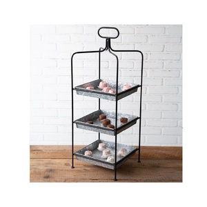 Soporte de Metal de Lujo para Pasteles, Diseñado para Presentar Postres, Cupcakes y Dulces, con Acabado Premium, Resistencia y un Atractivo Elegante - Product Image 6