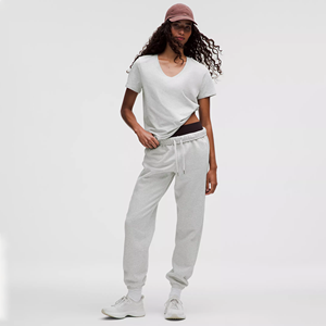 Camiseta de jersey transpirable con dobladillo curvo modal para mujer, cuello en V, manga corta, informal, corte regular, para verano. - Product Image 6