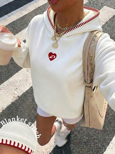 Manufacturer Women's Minimal Heart Graphic Hoodies Cotton Fleece Oversized Pullover Blanket Stitch Custom Logo Global Supply - Product Image 5