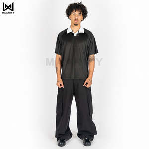 Camiseta Oversize Negra con Logo Personalizado OEM para Hombre, Estilo Boxy, Streetwear, Poliéster, Cuello en Contraste, Más Vendida MAANIFY - Product Image 2