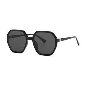 Gafas de Sol RTS Trends 2026 de Alta Calidad Hechas a Mano con Armazón de Acetato Poligonal, Lentes de Nailon con Protección UV para Unisex - Product Image 5