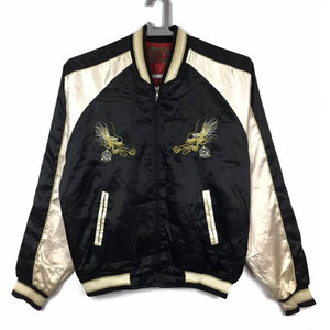 เสื้อแจ็คเก็ตซูคาจังแฟชั่นพรีเมียมสำหรับผู้ชาย คอตั้ง ผ้าซาตินเรียบด้านหน้า น้ำหนักเบา ทันสมัย ปักลาย สไตล์สตรีท - Product Image 1