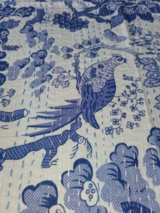 Cubrecama Floral con Estampado de Pájaros, Estilo Bohemio, Moderno, para Todas las Estaciones, de Mezclilla Estampada, con Relleno de Algodón Hecho a Mano, para Uso Doméstico - Product Image 4