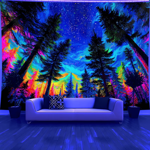 Tapiz de Pared Fluorescente con Diseño de Cielo Estrellado y Bosque, Brilla en la Oscuridad con Luz UV, Color Beige Melocotón, Tejido a Mano, 1 Pieza - Product Image 2