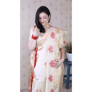 Sari en soie douce rouge crème, tissage Kamdhenu, tissage Zari, robe de soirée élégante - Product Image 4