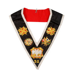 Écharpe de cérémonie maçonnique noire, brodée à la main avec un design détaillé, tissu durable, taille personnalisée et sur mesure - Product Image 6