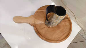 ถาดพิซซ่าไม้อาคาเซียสีธรรมชาติเป็นมิตรต่อสิ่งแวดล้อม - Product Image 6