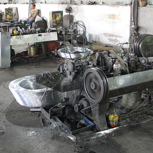 <span class=keywords><strong>Alambre</strong></span> de púas de China 500 metros <span class=keywords><strong>Alambre</strong></span> De Puas <span class=keywords><strong>Alambre</strong></span> de púas galvanizado Fabricación de alambres de púas en Filipinas Precio - Product Image 3