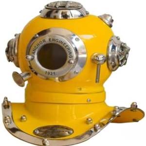 Casco de Buceo de Latón Vintage Mark V de la Marina de los Estados Unidos para Buceo en Aguas Profundas, Amarillo Marino - Product Image 1