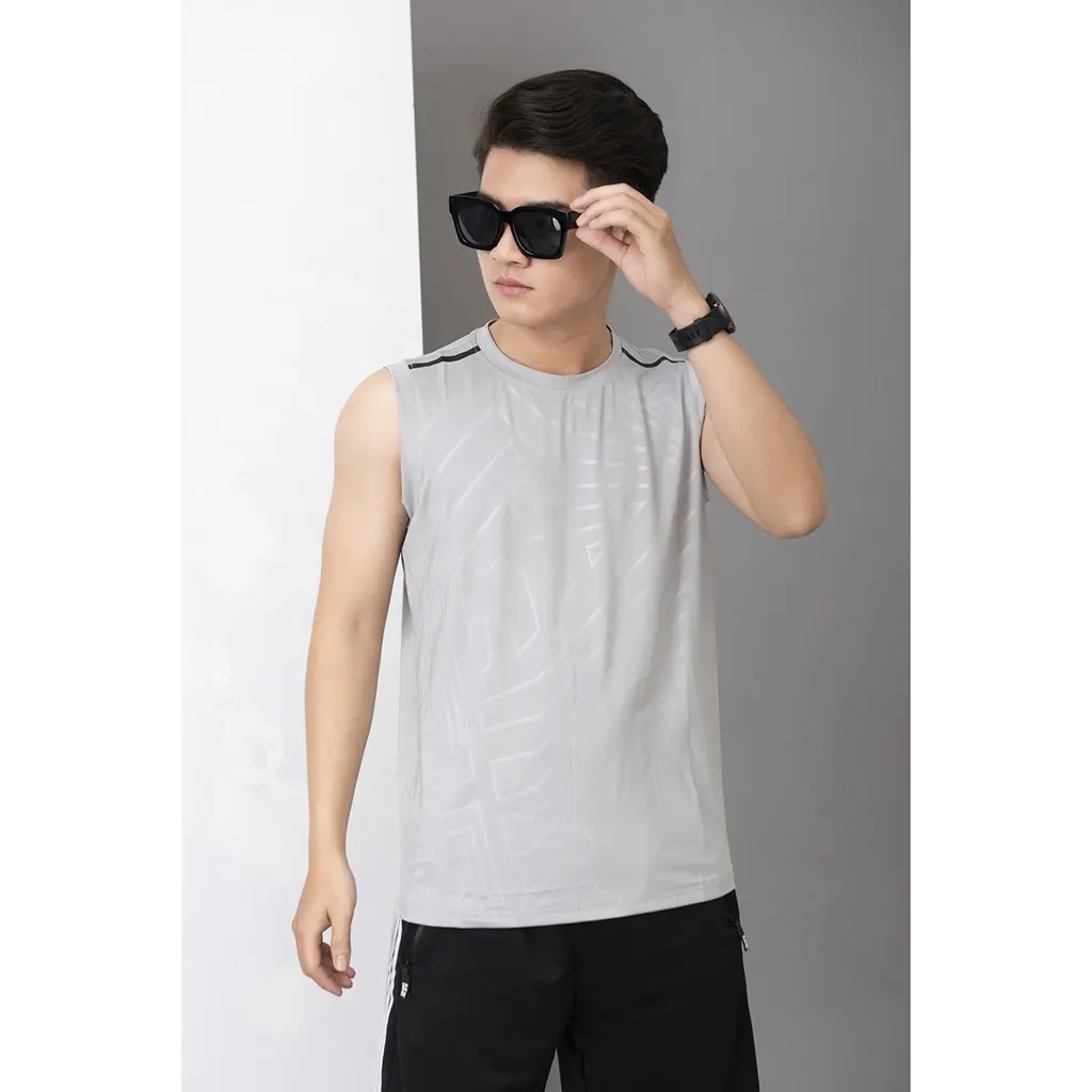 Wholesale sleeveless t-shirt man summer Armpit tops t shirt and Manufacture of casual clothes in opp bags made in Vietnam