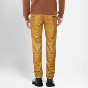 Pantalones de cuero auténtico estilo motociclista, resistentes al viento, duraderos, de corte ajustado, a la moda, para uso en invierno y suministro al por mayor. - Product Image 3