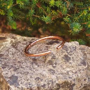 Pure Copper Magnetic Hammered Bangle | Handcrafted in India | Natural Healing Unisex Jewellery | Antique Modern <b>Boho</b> Chic - Product Image 4