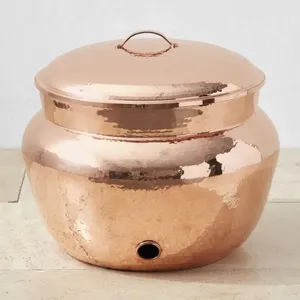 Pots à tuyaux élégants et durables en aluminium avec rangement dissimulé pour le jardin – Organisez vos longs tuyaux avec style - Product Image 2