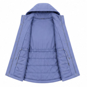 Parka coupe-vent haut de gamme pour femme avec poignets ajustables, doublure intérieure douce, tissu imperméable et designs tendance - Product Image 6