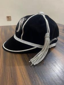 Gorra de terciopelo personalizada al por mayor, con visera plana, bordado de logotipo OEM, nombre, graduación, académica, unisex, multipanel, con letras. - Product Image 3