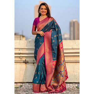 Robe de soirée en denim tissé Zari contrastante, sari en soie Yeola Paithani 0,65g par Elite Weaves - Product Image 4