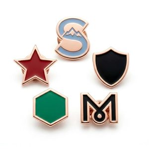 Pins de Solapa Personalizados con Cabeza de Lobo, Baño de Oro Rosa y Cierre de Mariposa para Regalos Corporativos y de Empresa - Product Image 4