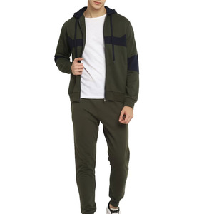 ชุดวอร์มผู้ชายผ้าโพลีเอสเตอร์/คอตตอน พิมพ์โลโก้ตามสั่ง ระบายอากาศได้ดี ดีไซน์สำหรับฤดูหนาว ขายออนไลน์ ราคาสมเหตุสมผล - Product Image 2