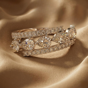 Anillo de Compromiso con Diamante CVD Corte Pera Claridad VVS-VS, Diseño Moderno, Regalo Especial para Mujer a Precio Accesible - Product Image 2