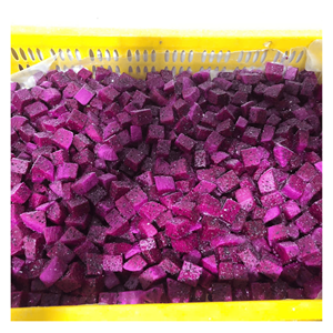 Fruta del Dragón Roja Congelada IQF hecha con trozos naturales de fruta del dragón para preparar batidos, como adorno para postres, origen Vietnam. - Product Image 2