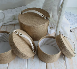 Pochettes cadeaux en jute faites à la main – Sacs cadeaux en fibres naturelles pour mariage, festival et emballage d'événements - Product Image 4