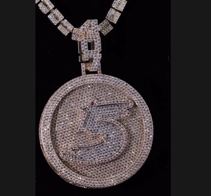 ผ่านการทดสอบเพชร Iced VVS มอยส์ซาไนต์ เงินแท้ 925 ชุบทอง 18K ได้รับการรับรองจาก GRA เครื่องประดับฮิปฮอปสุดหรู สร้อยพร้อมจี้ - Product Image 1