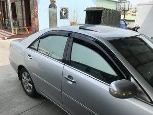 แผ่นบังแดดหน้าต่างรถยนต์ วัสดุ PMMA  ใช้ได้กับรถยนต์ TOYOTA Camry 4 ประตู (XV30) ปี 2002-2006 ได้พอดี 100% - Product Image 5