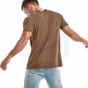 เสื้อยืดคอตตอนพิมพ์ลายดิจิทัล แขนสั้นทรงสลิมฟิต ขายส่ง รับผลิตตามแบบ แบรนด์เสื้อผ้าผู้ชาย - Product Image 3