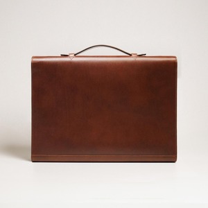 กระเป๋าหนังพรีเมียมทรง Messenger ราคาไม่แพง ดีไซน์ทันสมัยสำหรับผู้ชาย พร้อมช่องใส่แล็ปท็อป โดย M/S SHAAD HANDICRAFTS - Product Image 4