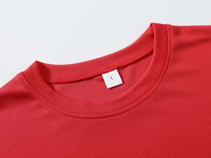 Ensemble de maillots de football en polyester rouge avec short noir, tenue de football pour adultes, équipement sportif personnalisé OEM - Product Image 5