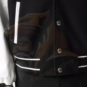 Chaqueta Varsity de Cuero PU Personalizada para Hombre, Estilo Urbano con Letras Bordadas, Nueva Colección - Product Image 5