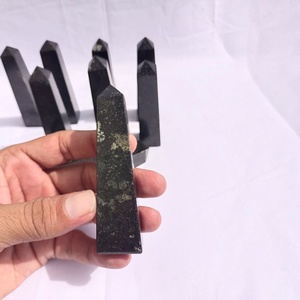 Punta de Cristal de Nuummite Natural en Forma de Torre |   Torre Obelisco de Nuummite Pulido |   Cristal Curativo de Piedra Preciosa Negra al por Mayor - Product Image 2