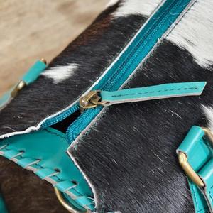 Bolso de lujo de cuero vacuno premium con asa trenzada y correa cruzada de cuero. - Product Image 6