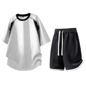 Nuevo Conjunto de Dos Piezas de Camiseta Polo para Hombre con Logotipo Personalizado OEM, Bloques de Color y Cuello Redondo, Camiseta de Manga Corta y Pantalones Cortos Casuales de Verano - Product Image 5