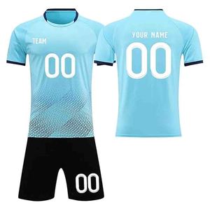 Ensemble d'uniformes de football d'été personnalisés avec nom du joueur et numéro de l'équipe, maillot et short respirants à séchage rapide, imprimés par transfert thermique - Product Image 1