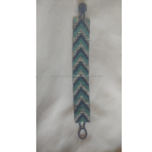 กำไลลูกปัดที่ทำด้วยมือสุดหรูสไตล์คลาสสิกพร้อมความหรูหราหรูหราและดูมีเสน่ห์เหนือกาลเวลาในลูกปัดทุกชิ้น - Product Image 4