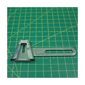 K759 Plieuse à boucle de ceinture Plieuse HEMMER PIÈCES DE MACHINE À COUDRE FABRIQUÉES À TAIWAN - Product Image 1