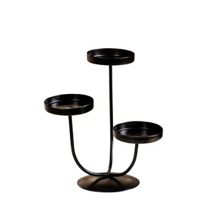 Ensemble de 2 bougeoirs en métal rose gold, design floral, élégant et décoratif, pour la maison, les mariages et les fêtes. - Product Image 3