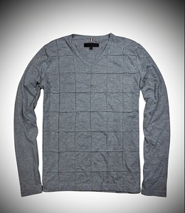 Camiseta de Manga Larga Personalizada para Hombre, 280 GSM, Diseño a Cuadros, 100% Algodón, Cuello en V, Borde Crudo, Estilo Urbano, Corte Ajustado - Product Image 3