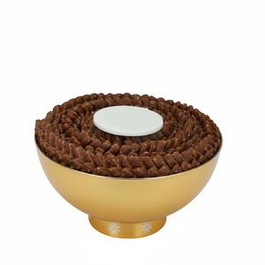 Plateau décoratif moderne pour chocolats, de qualité supérieure, en métal argenté et acier inoxydable, idéal pour les fêtes et les mariages. - Product Image 2