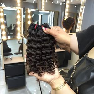 Cheveux bruts non traités de qualité supérieure 100% vendeur de cheveux humains bouclés alignés sur des cuticules vierges, extension de faisceaux de cheveux bouclés birmans bruts - Product Image 1