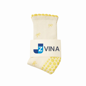 High Quality Custom Cotton Jacquard <b>Bow</b> Logo Grip Socks Custom Pilates Socks for Women Anti Slip Grip Yoga Socks Casual Wear - Product Image 1