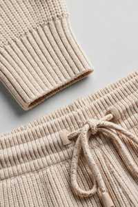 Conjunto Deportivo de Punto Beige para Mujer, Sudadera de Cuello Redondo, Pantalones Anchos con Cordón, Atuendo Informal - Product Image 6