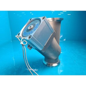 Vanne d'angle à vide poussé SMC XYD-80K-M9NA, utilisée comme pièce détachée pour équipement semi-conducteur d'occasion - Product Image 1