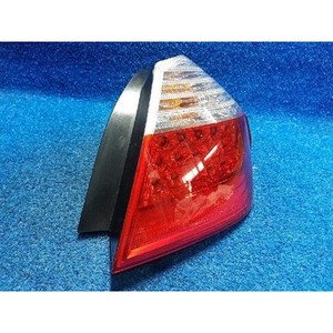 2008-2013 Feu arrière droit d'occasion OEM 924023M0 - Product Image 2