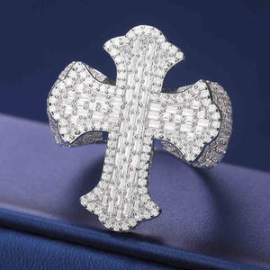 Anillo Cruzado de Oro Blanco con Diamantes de Corte Baguette, Estilo Religioso, Joyería Unisex, Anillos de Diamantes Naturales de Color D - Product Image 1