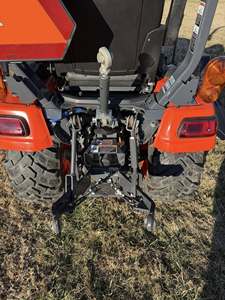Tractor Agrícola Usado BX2380 4X4 de 120HP con Tecnología de Motor Moderna, Caja de Cambios y Bomba Reforzadas - Product Image 5