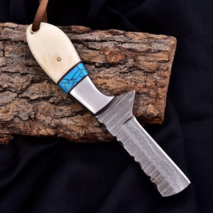 Cuchillo de caza de acero de Damasco hecho a mano, tipo Cowboy Bull Cutter, hoja fija, mango de hueso natural y turquesa, OEM personalizable, 3 años de garantía. - Product Image 2