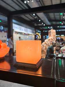 Hermosa Lámpara de Sal Rosa del Himalaya, Luz de Cristal Natural, Pieza Decorativa Portátil Hecha a Mano, Ionizador Natural Purificador de Aire - Product Image 5