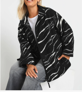 100% Cotton Luxury Streetwear Oversized Embroidered <b>Jumper</b> Sweater Crewneck Embossed Custom logo Hoodie Sweatshirt Women - Product Image 5